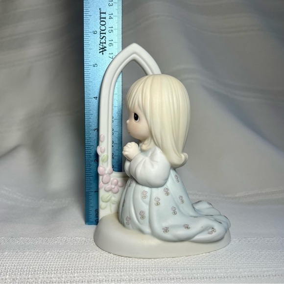 Precious Moments Sam Butcher O Worship the Lord Olive Branch Mark Discontinued - Picture 8 of 9